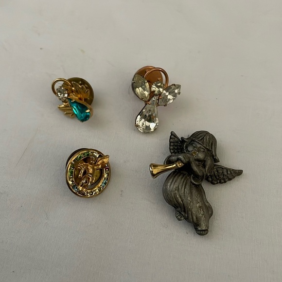 Lot of 4 vintage angel pins as shown. - Picture 2 of 7